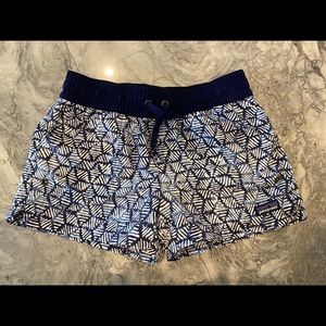 NWOT Patagonia Girls’ Shorts size M (10)